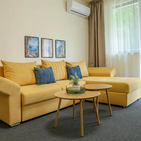 Modern 1br I Rabi Park Апартамент Св. Св. Константин и Елена